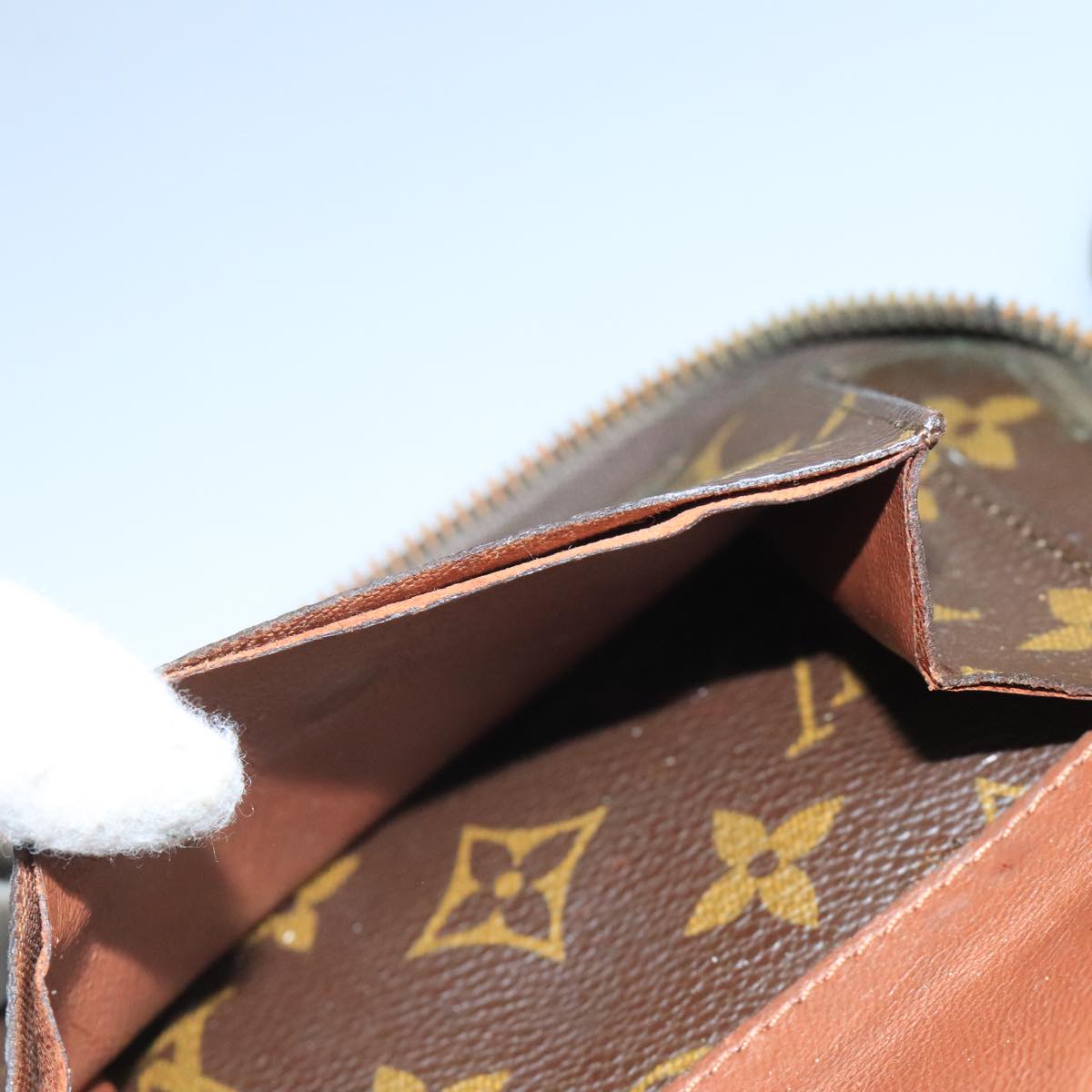LOUIS VUITTON Monogram Poche Escapade Travel Case M60113 LV 106611