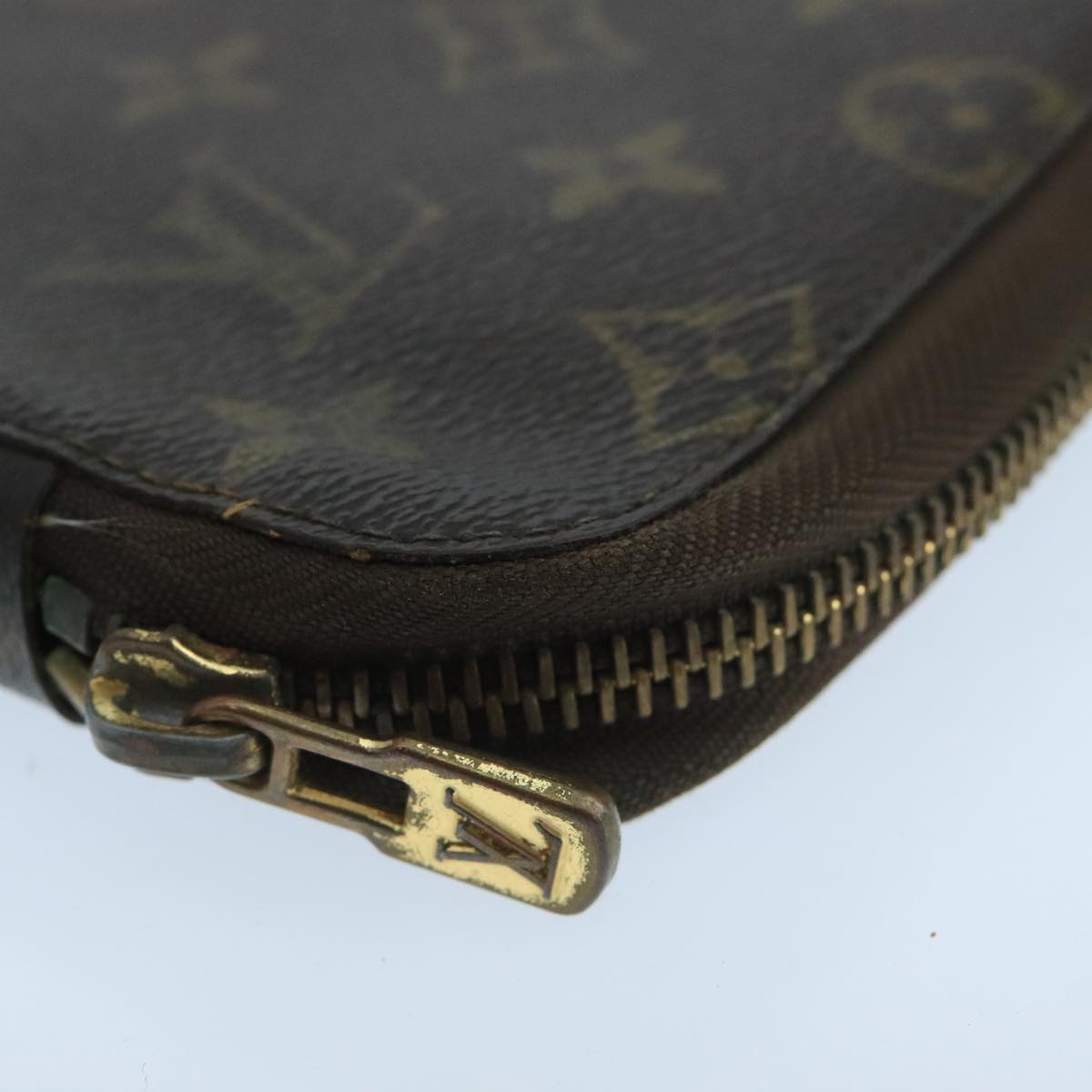 LOUIS VUITTON Monogram Poche Escapade Travel Case M60113 LV 106611