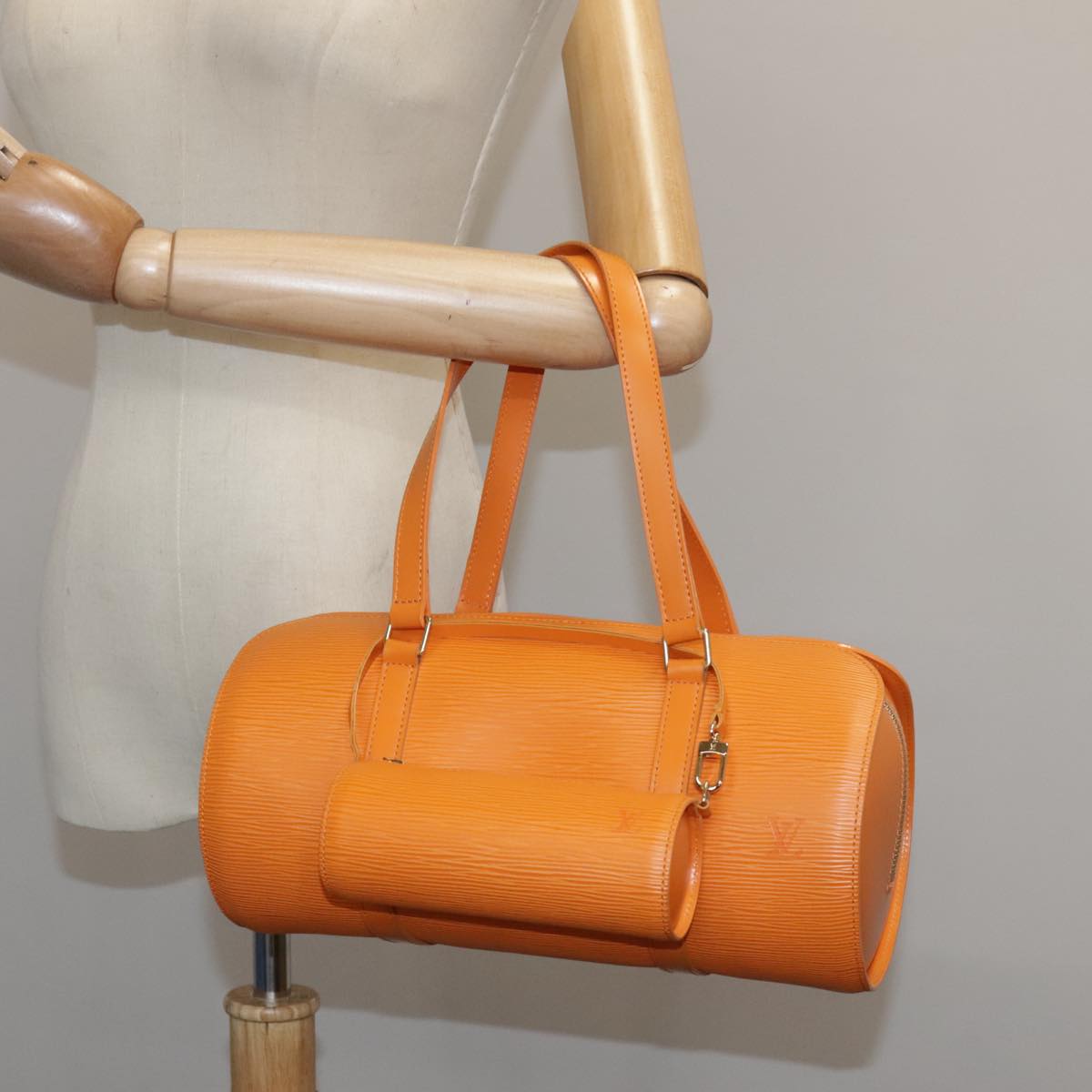 LOUIS VUITTON Epi Soufflot Hand Bag Orange Mandarin M5222H LV 106668