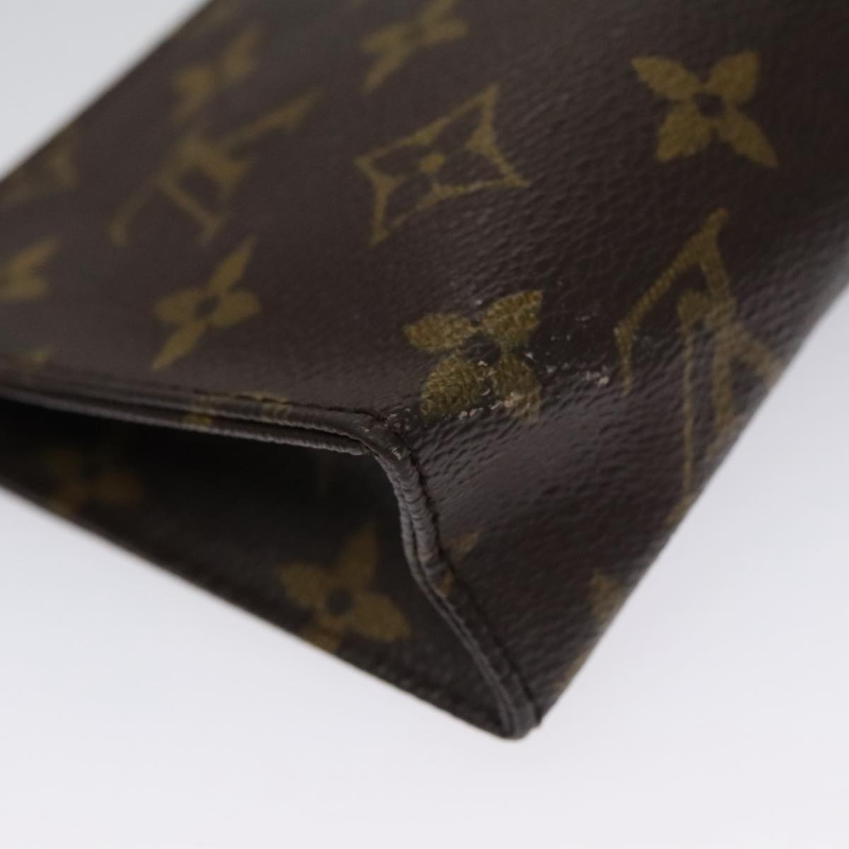 LOUIS VUITTON Monogram Poche Toilette 15 Pouch M47546 LV 106686