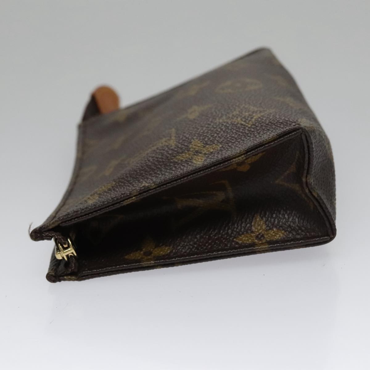 LOUIS VUITTON Monogram Poche Toilette 15 Pouch M47546 LV 106686