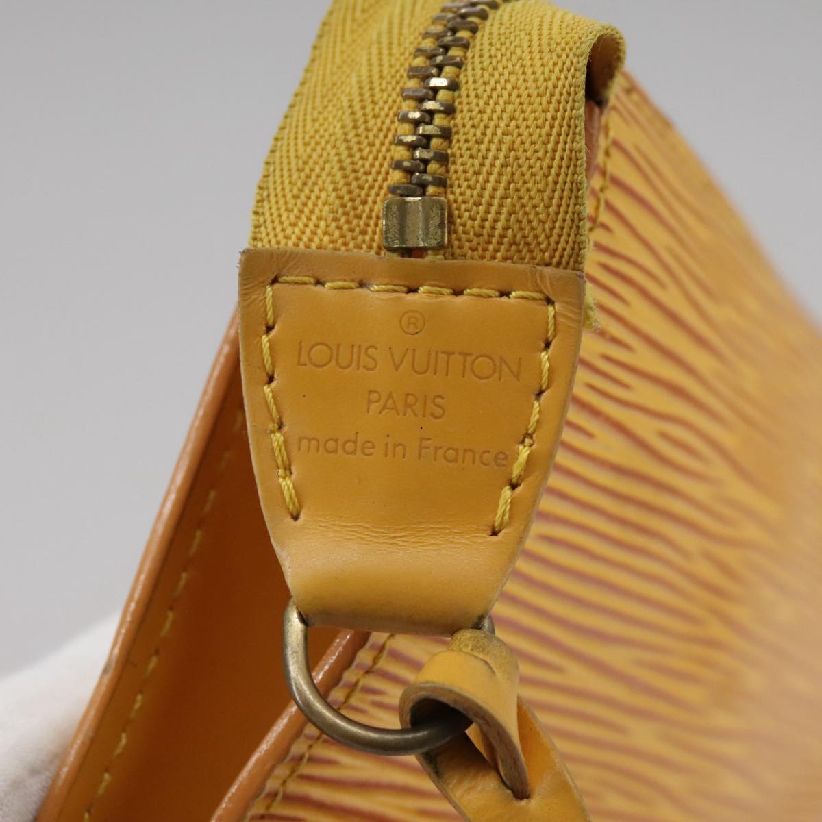 LOUIS VUITTON Epi Pochette Accessoires Pouch Yellow M52989 LV 106689