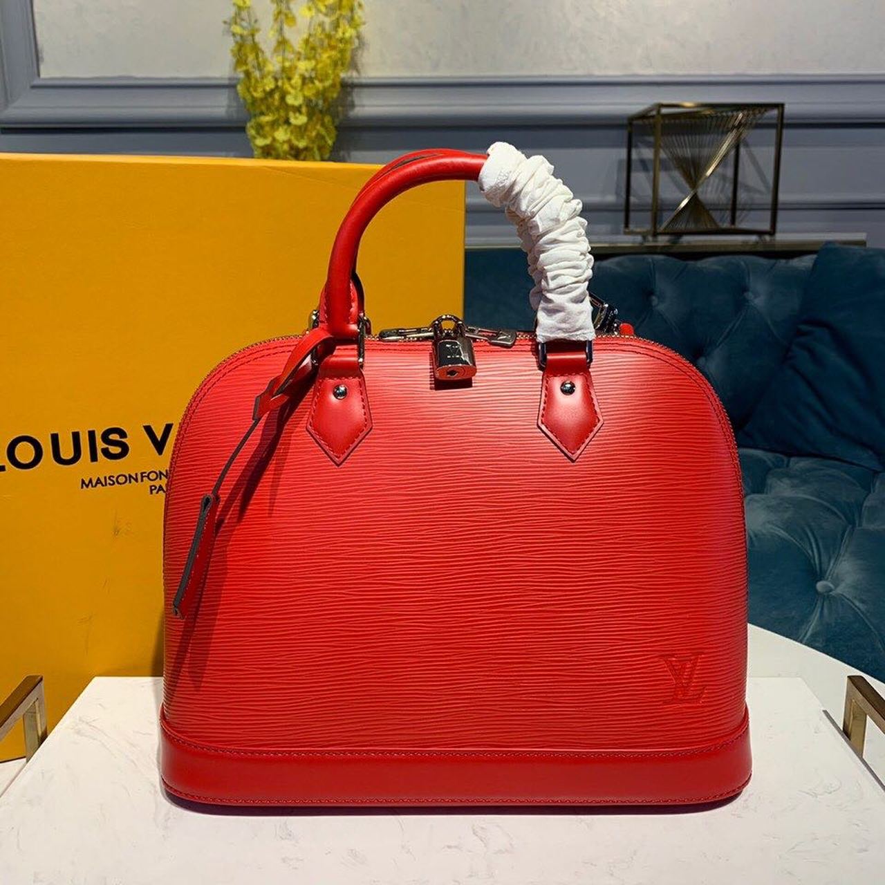 LV Alma PM Epi Red For Women, WomenÃ¢â‚¬â„¢s Handbags, Shoulder And Crossbody Bags 12.6in/32cm LV