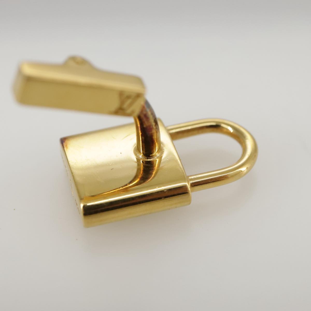 LOUIS VUITTON Bouton De Manchette Cuffs Ag925 Gold LV 107014