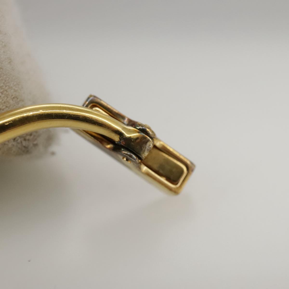 LOUIS VUITTON Bouton De Manchette Cuffs Ag925 Gold LV 107014