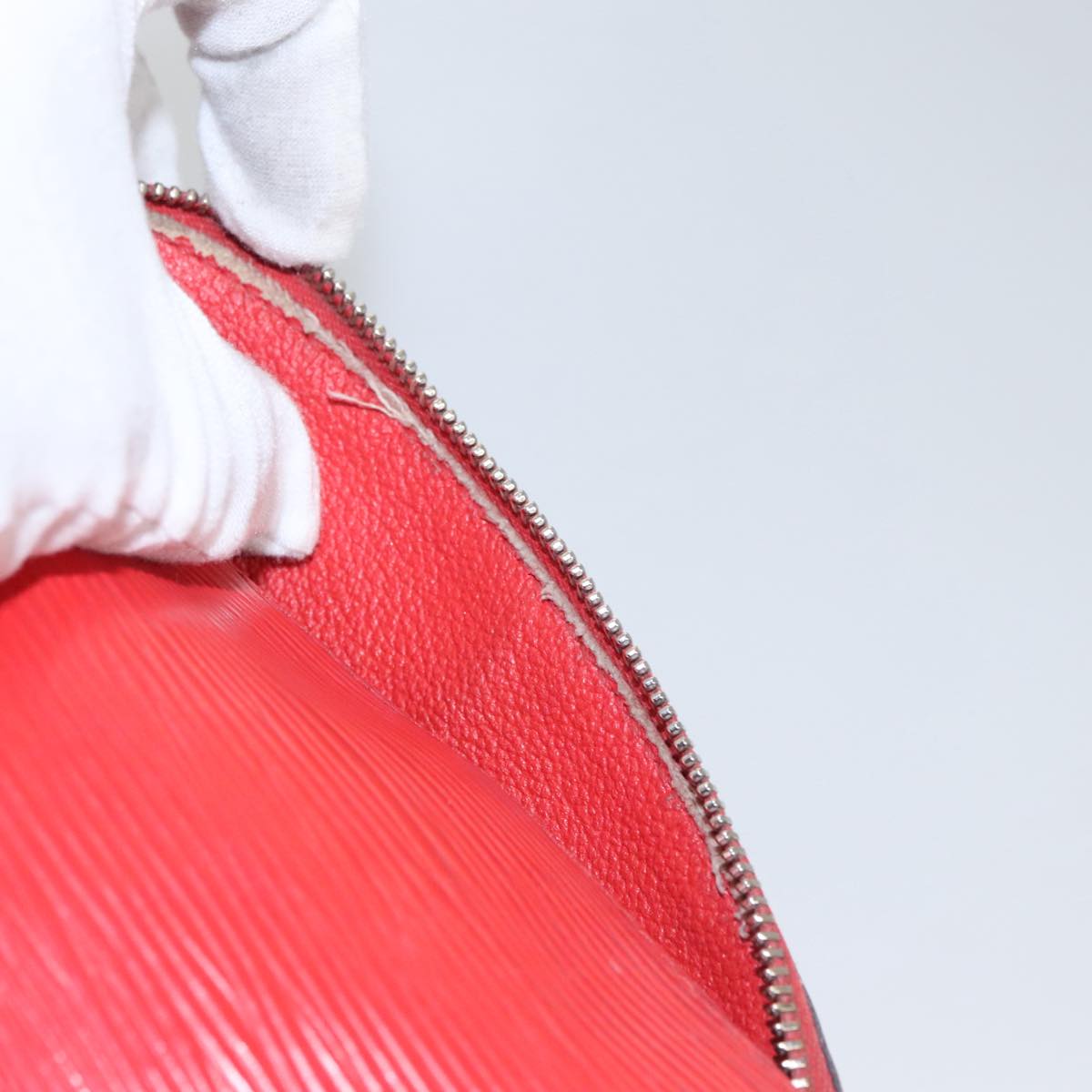 LOUIS VUITTON Epi Pochette Cosmetic PM Pouch Red M41114 LV 107015
