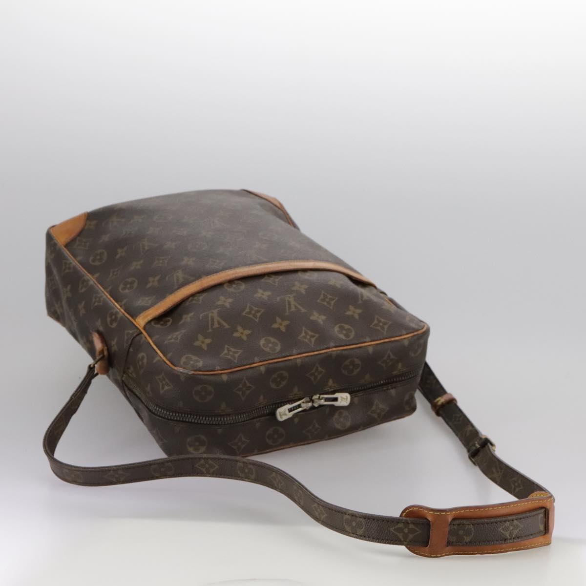 LOUIS VUITTON Monogram Danube GM Shoulder Bag M45262 LV 107038