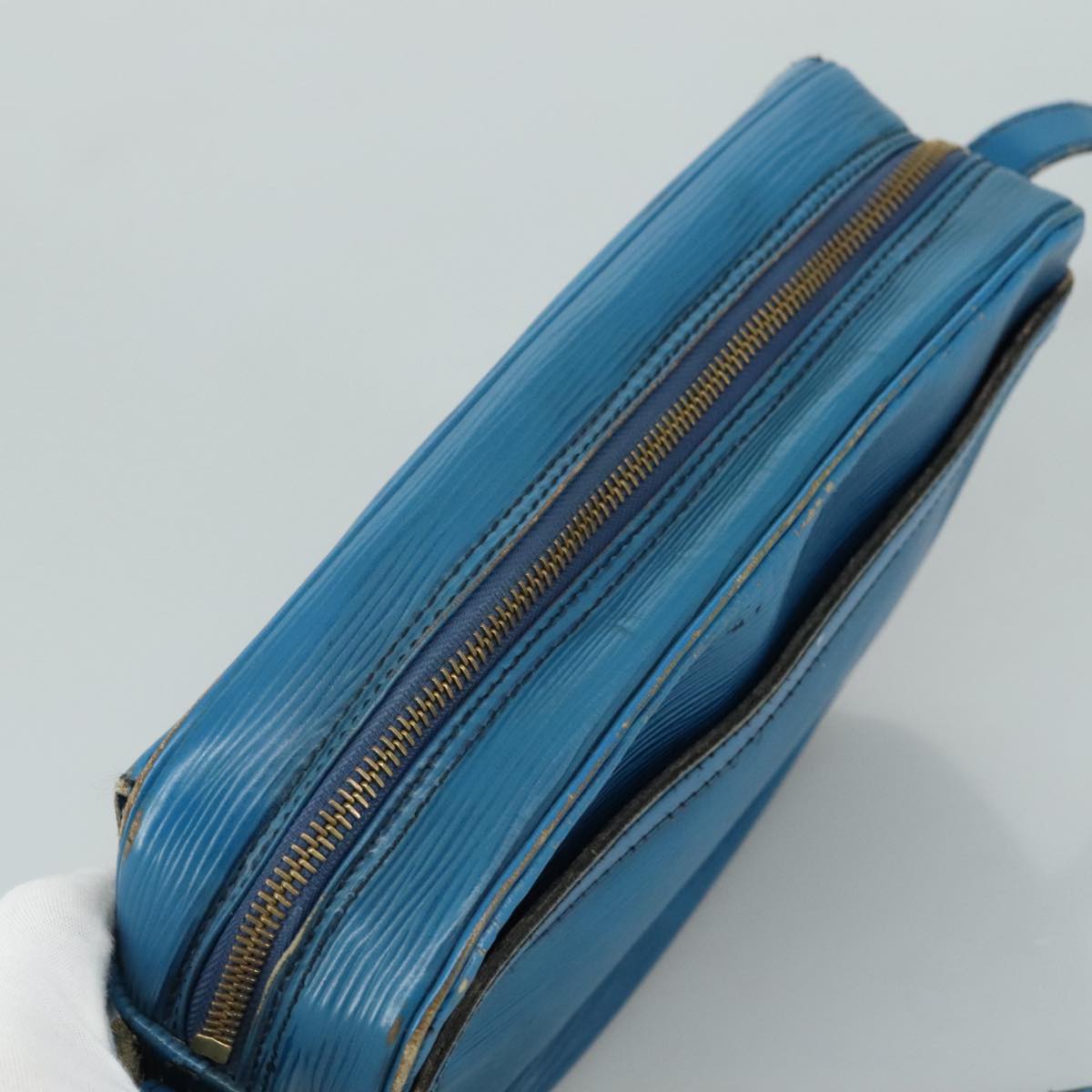 LOUIS VUITTON Epi June Feuille Shoulder Bag Blue M52155 LV 107061