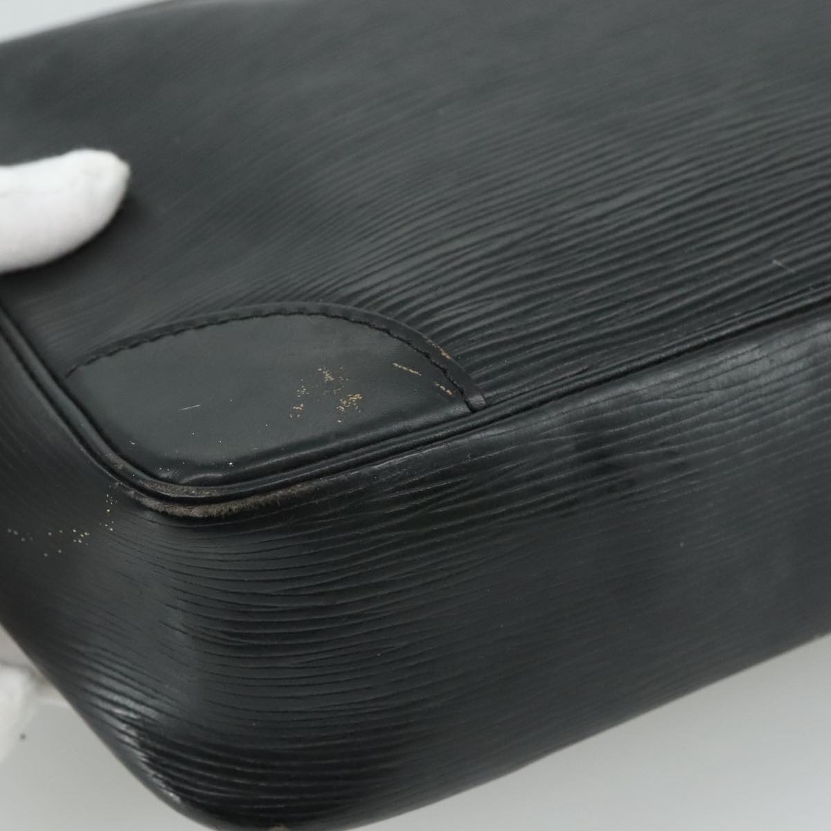 LOUIS VUITTON Epi Trocadero 27 Shoulder Bag Black M52312 LV 107062