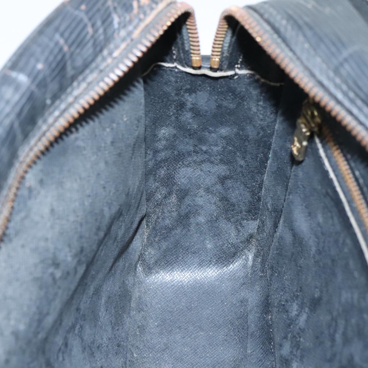 LOUIS VUITTON Epi Trocadero 27 Shoulder Bag Black M52312 LV 107062