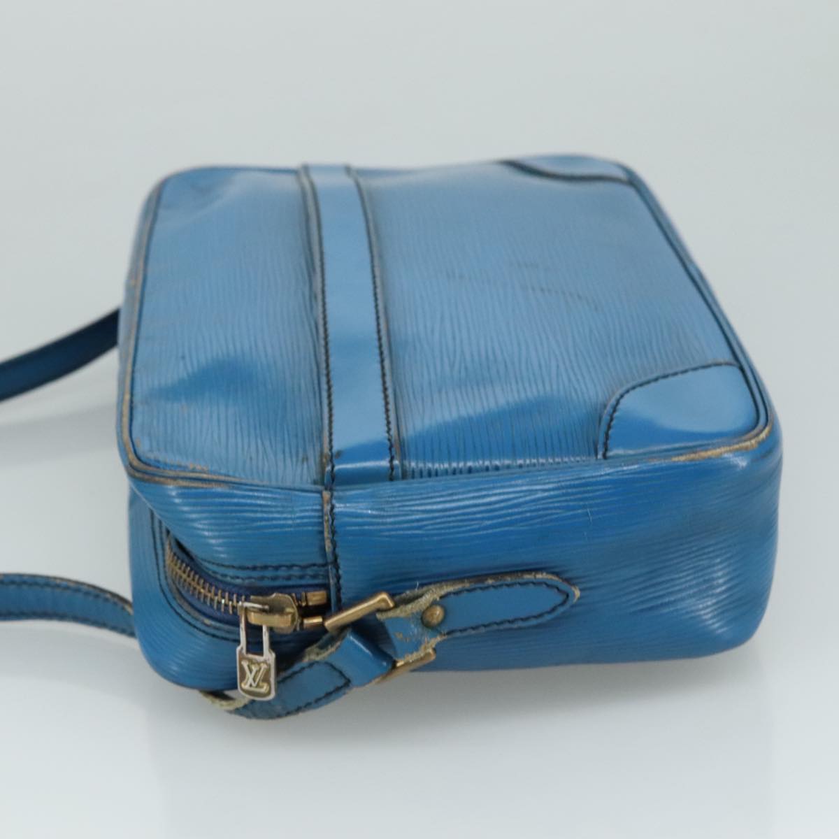 LOUIS VUITTON Epi Trocadero 27 Shoulder Bag Blue M52315 LV 107063
