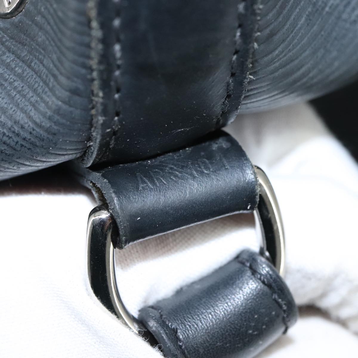 LOUIS VUITTON Epi Noe Shoulder Bag Black M44002 LV 107066