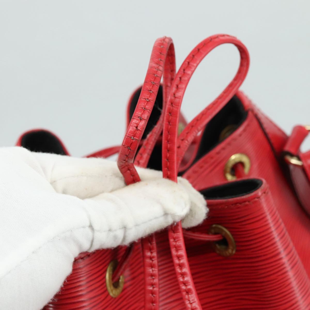 LOUIS VUITTON Epi Petit Noe Shoulder Bag Red M44107 LV 107068