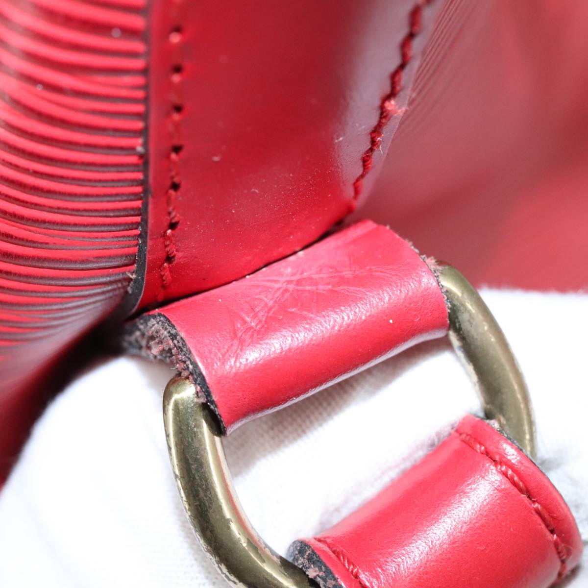 LOUIS VUITTON Epi Petit Noe Shoulder Bag Red M44107 LV 107068