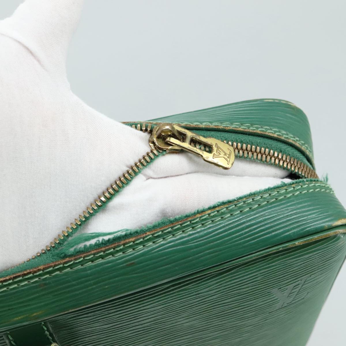 LOUIS VUITTON Epi Porte Documents Voyage Business Bag Green M54474 107069