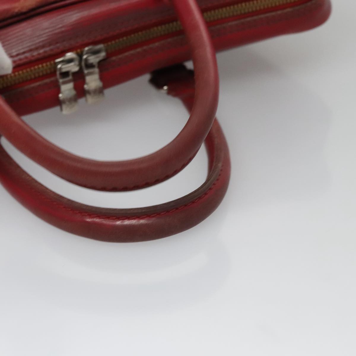 LOUIS VUITTON Epi Vivienne MM Hand Bag Ruby LV 107075