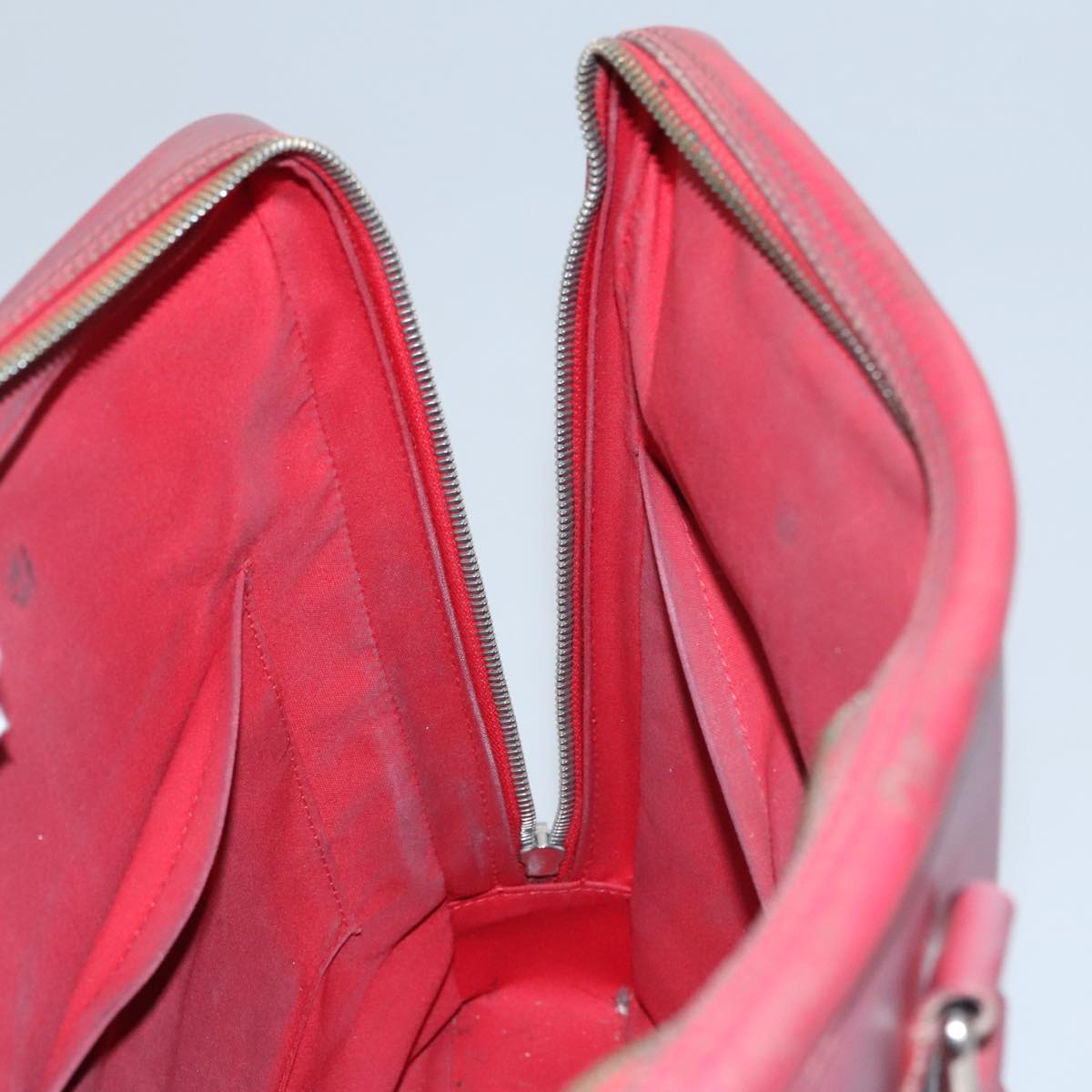 LOUIS VUITTON Epi Vivienne MM Hand Bag Ruby LV 107075