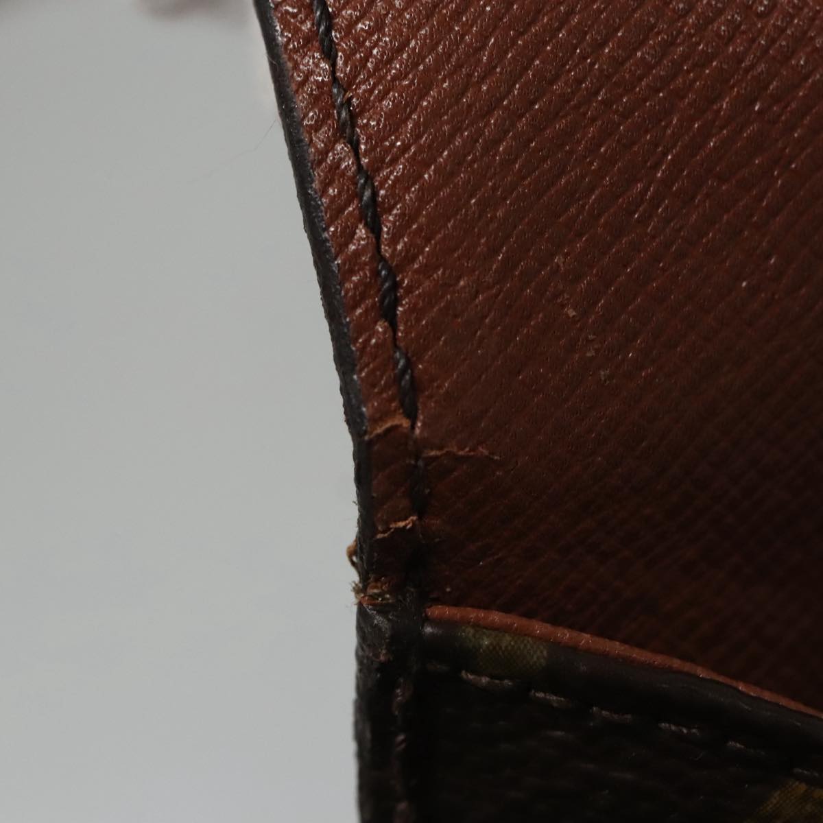LOUIS VUITTON Monogram Saint Cloud MM Shoulder Bag M51243 LV 107094