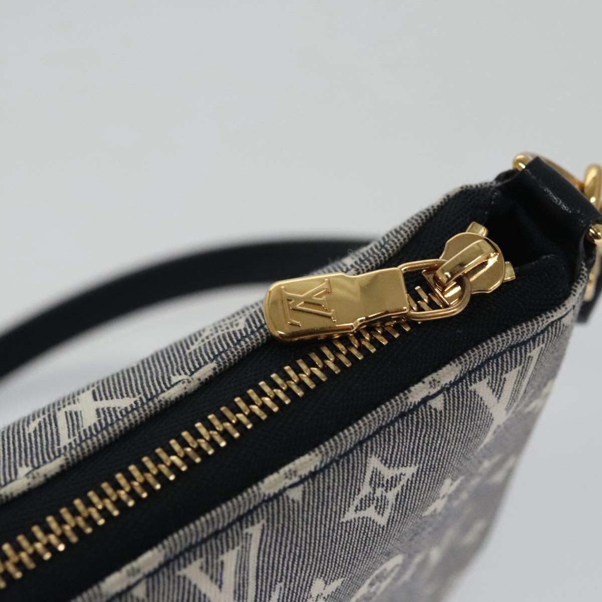 LOUIS VUITTON Monogram Idylle Pochette Accessoires Uncle M60479 LV 107122A