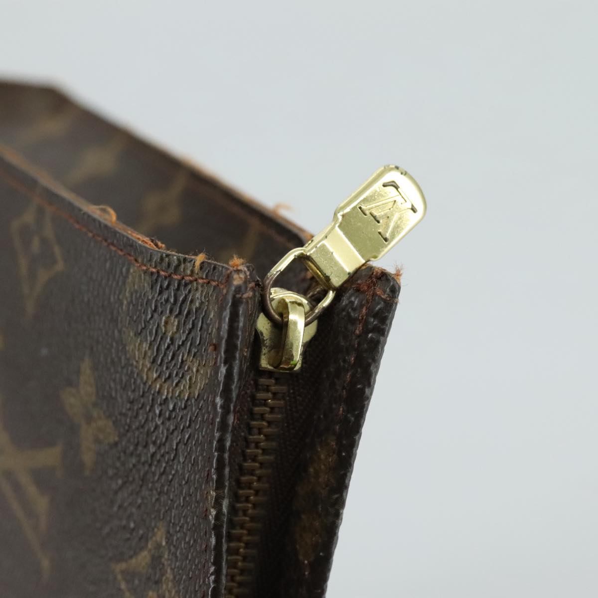 LOUIS VUITTON Monogram Poche Toilette 26 Pouch M47542 LV 107123