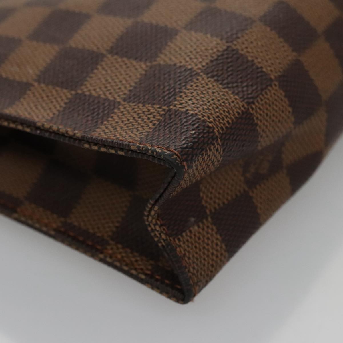 LOUIS VUITTON Damier Ebene Poche Toilette 26 Pouch N47543 LV 107125