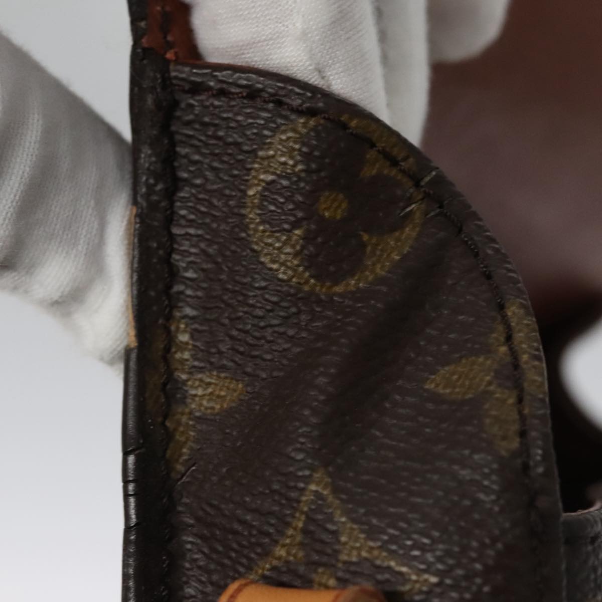 LOUIS VUITTON Monogram Saint Cloud MM Shoulder Bag M51243 LV 107135