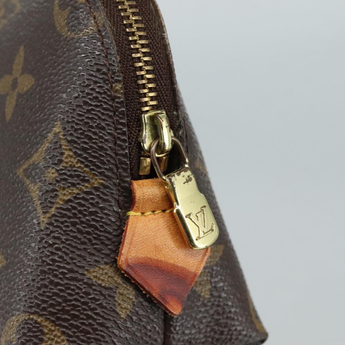 LOUIS VUITTON Monogram Pochette Cosmetic PM Cosmetic Pouch M47515 LV 107141