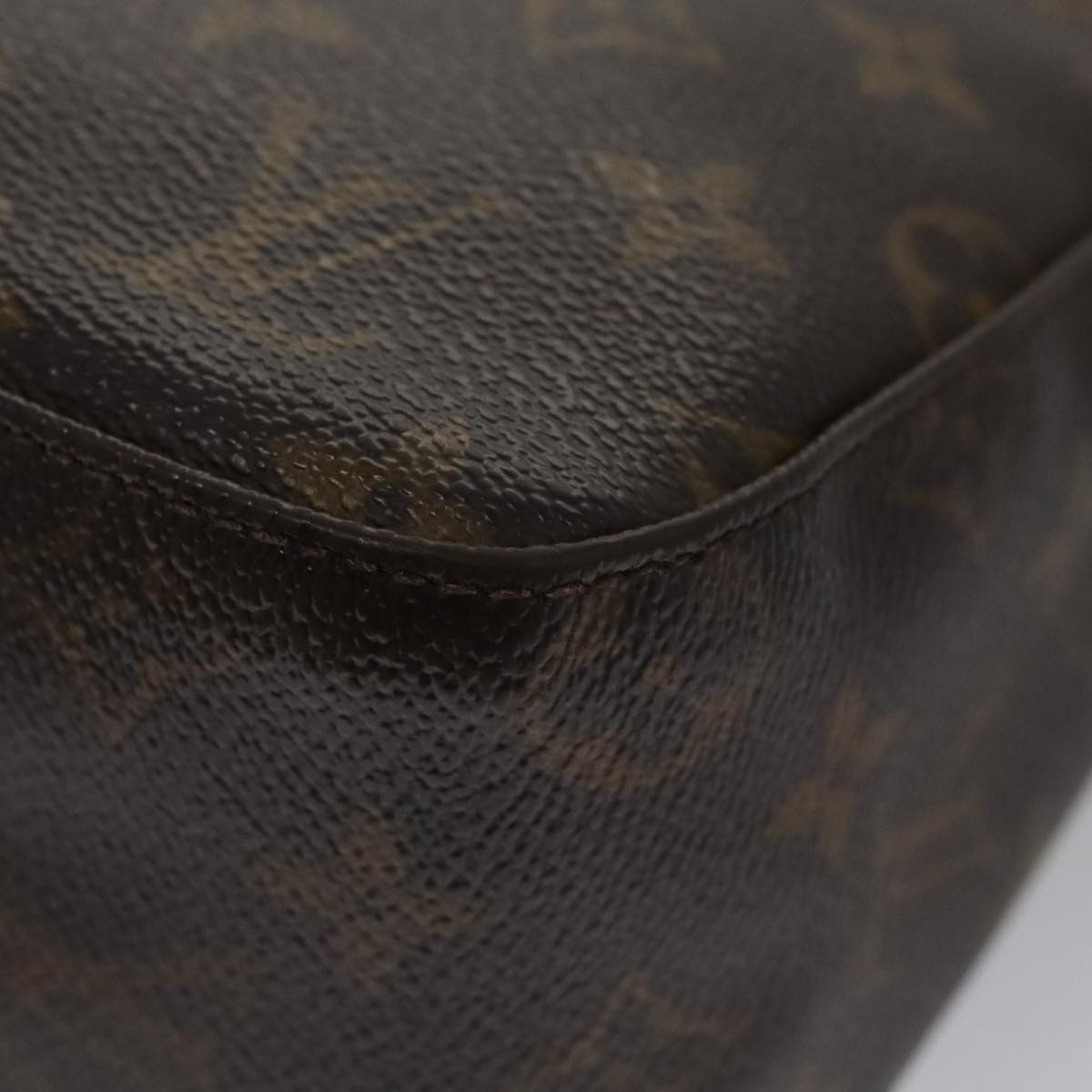 LOUIS VUITTON Monogram Looping MM Shoulder Bag M51146 LV 107148