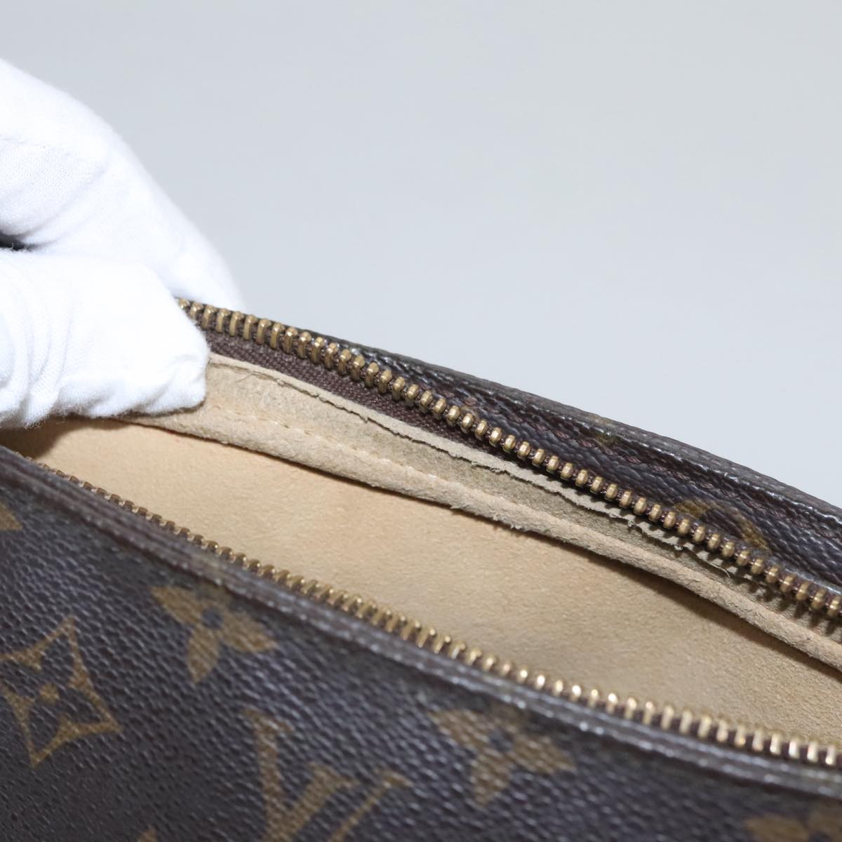 LOUIS VUITTON Monogram Looping MM Shoulder Bag M51146 LV 107148