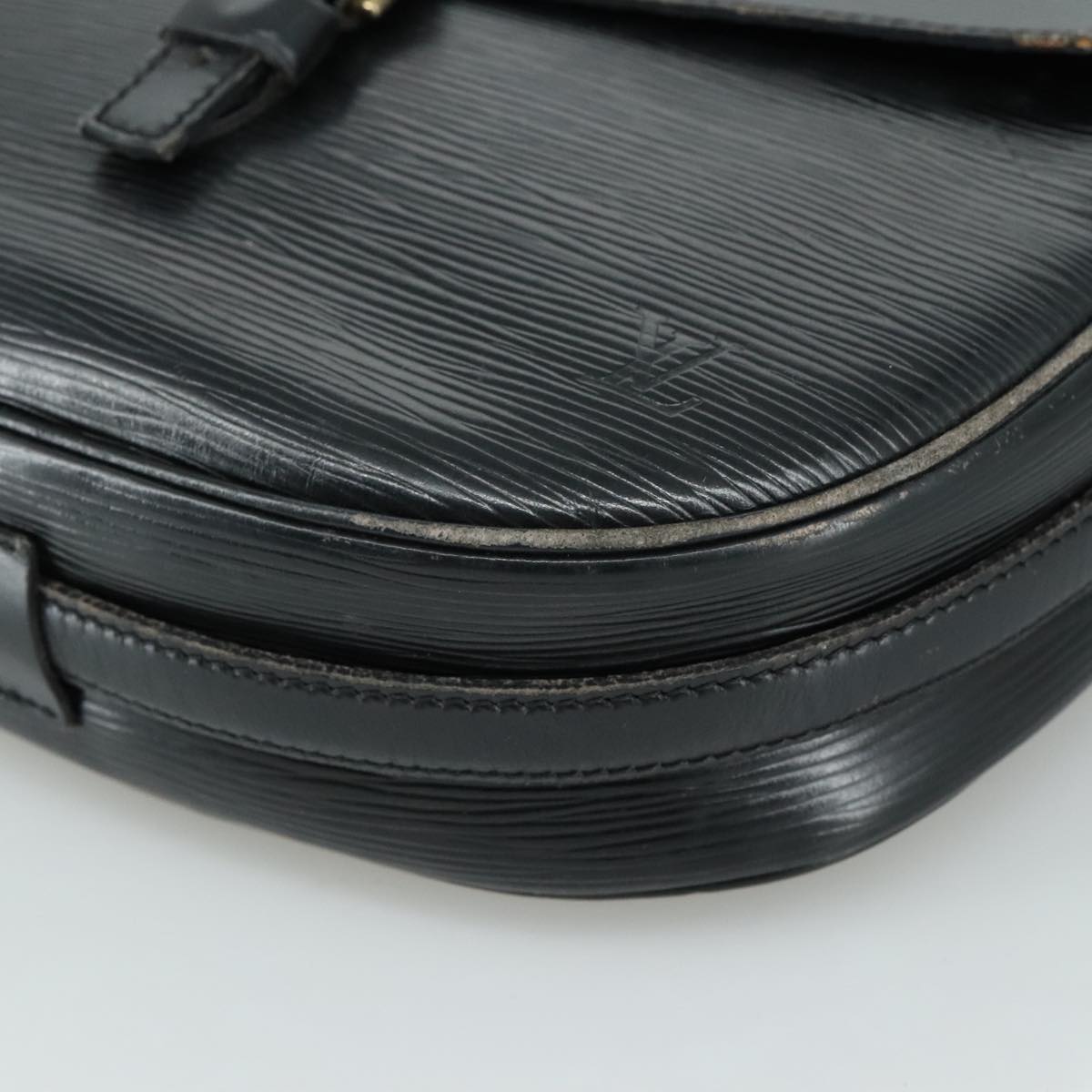 LOUIS VUITTON Epi Jeune Fille MM Shoulder Bag Black M52152 LV 107155