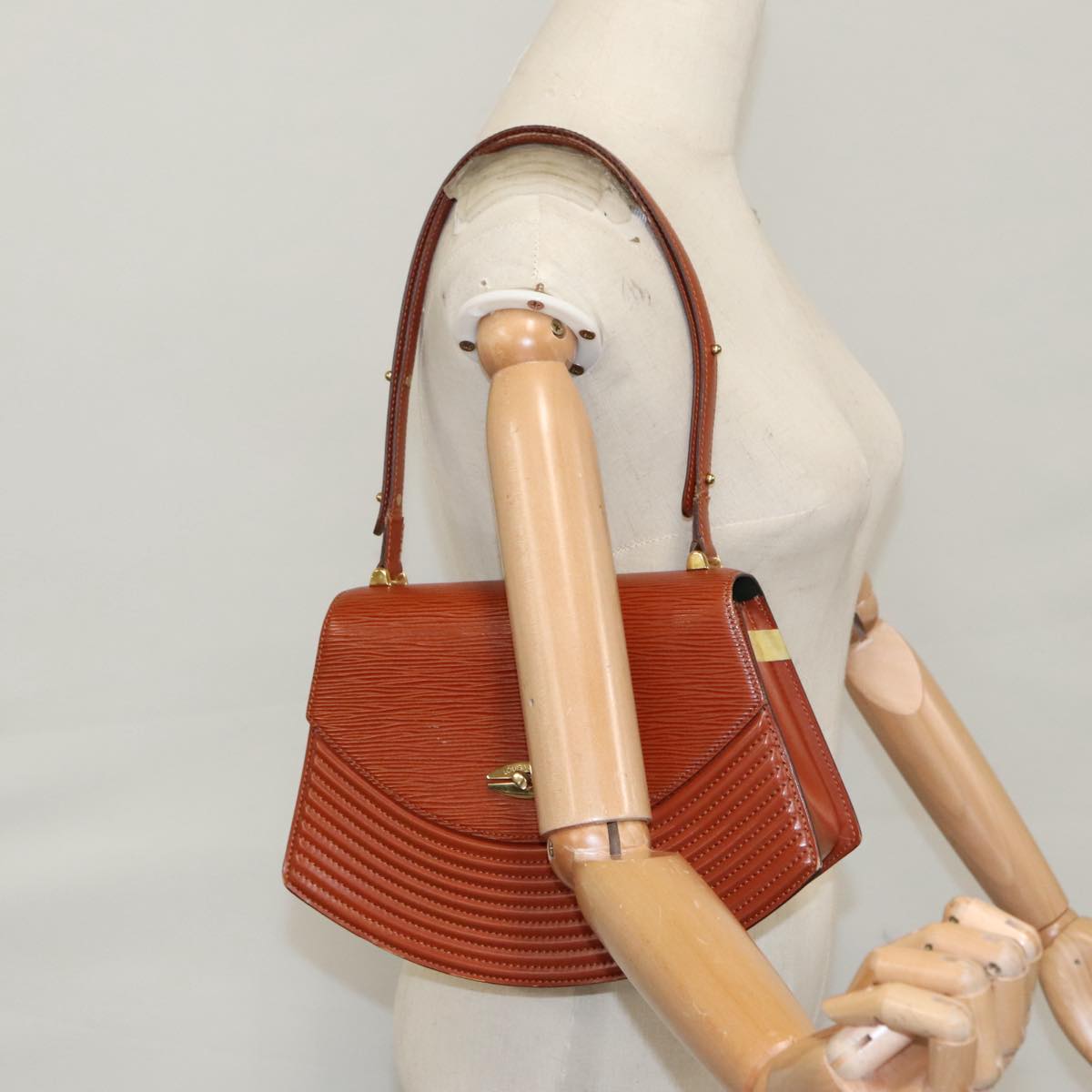 LOUIS VUITTON Epi Tilsitt Shoulder Bag Brown M52483 LV 107156