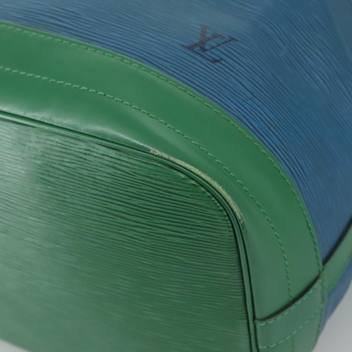 LOUIS VUITTON Epi Noe Shoulder Bag Bicolor Green Blue M44044 LV 107198