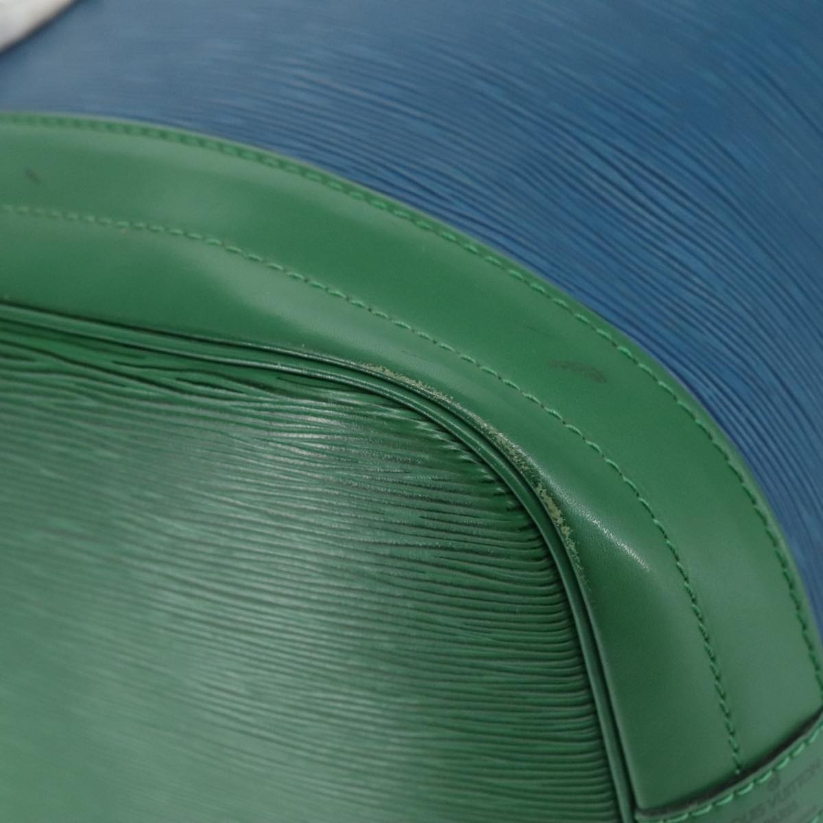 LOUIS VUITTON Epi Noe Shoulder Bag Bicolor Green Blue M44044 LV 107198