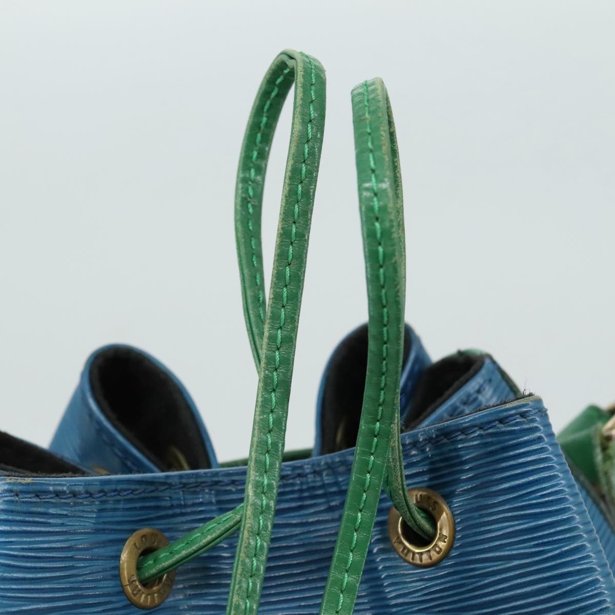 LOUIS VUITTON Epi Noe Shoulder Bag Bicolor Green Blue M44044 LV 107198