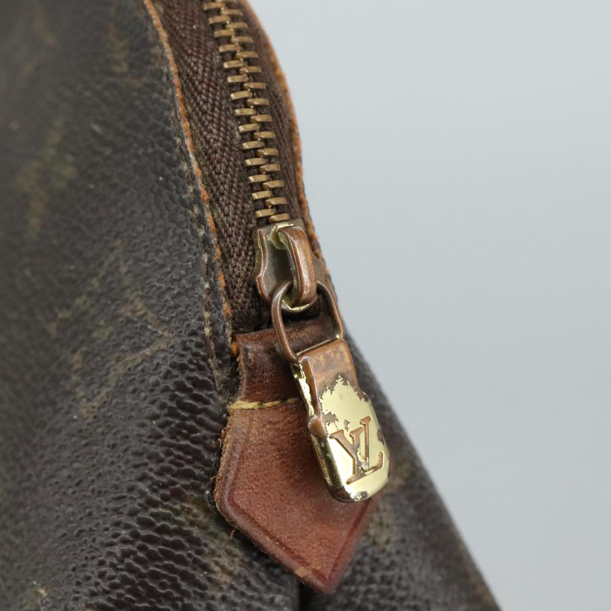LOUIS VUITTON Monogram Pochette Cosmetic PM Cosmetic Pouch M47515 LV 107201
