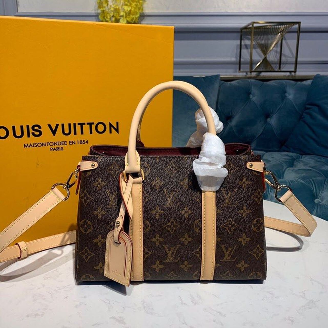LV SoufGlamIot GLAMI Monogram Canvas For Women,  Shoulder And Crossbody Bags 11.4in/29cm LV M44815