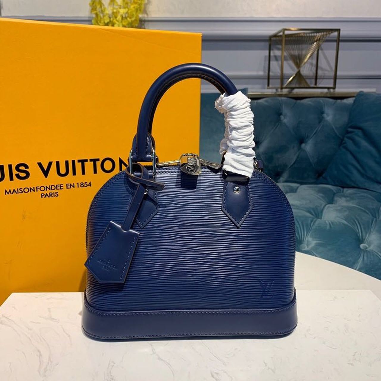 LV Alma GLAMI Epi InGLAMIgo Blue For Women, WomenÃ¢â‚¬â„¢s Handbags, Shoulder And Crossbody Bags 9.2in/23.5cm LV M40855