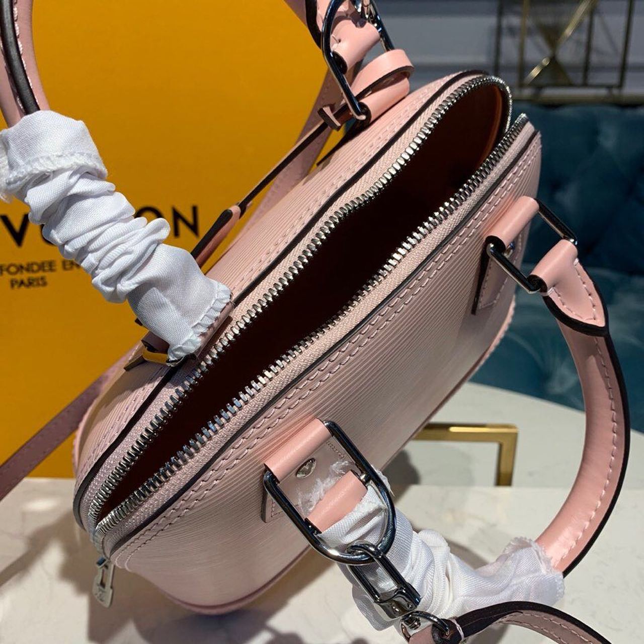 LV Alma GLAMI Epi Rose Ballerine Pink For Women,  Shoulder And Crossbody Bags 9.2in/23.5cm LV M41327