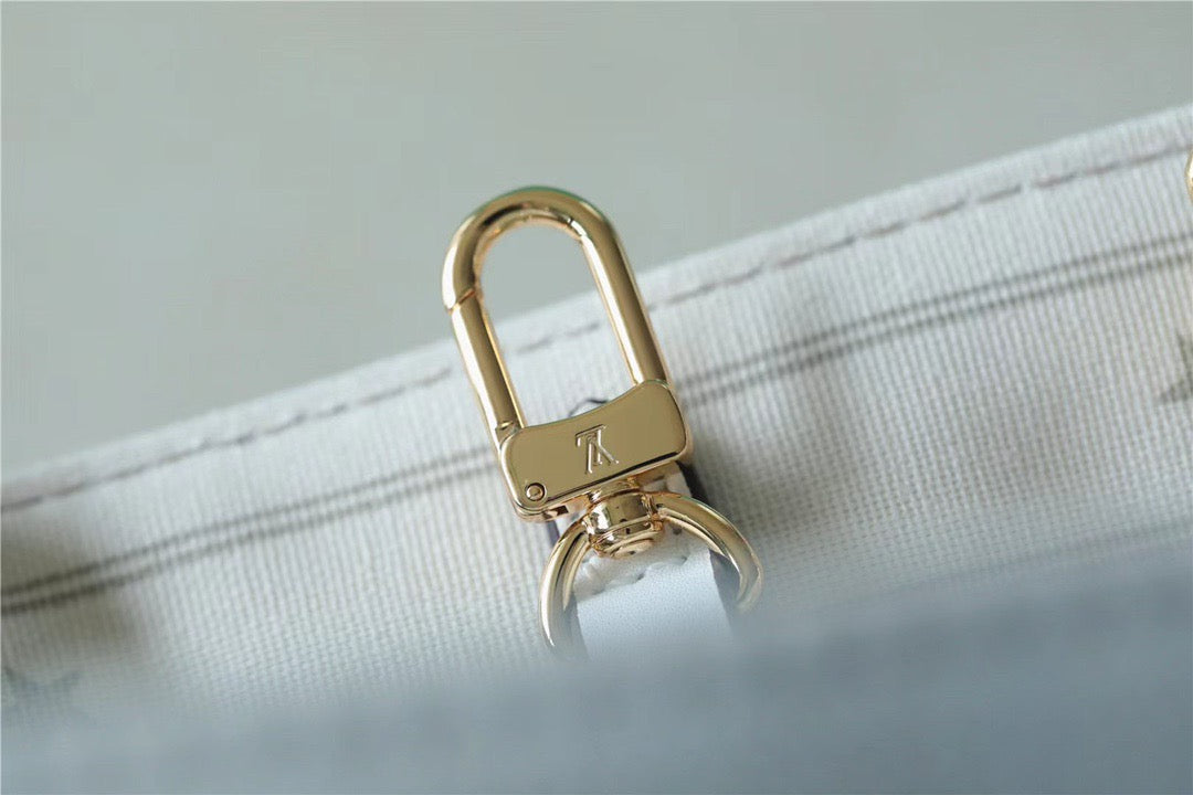 LV Onthego MM Monogram Giant And Raffia White/ Yellow For Women,  Shoulder And Crossbody Bags 35cm/13.8in LVÃ‚Â 
