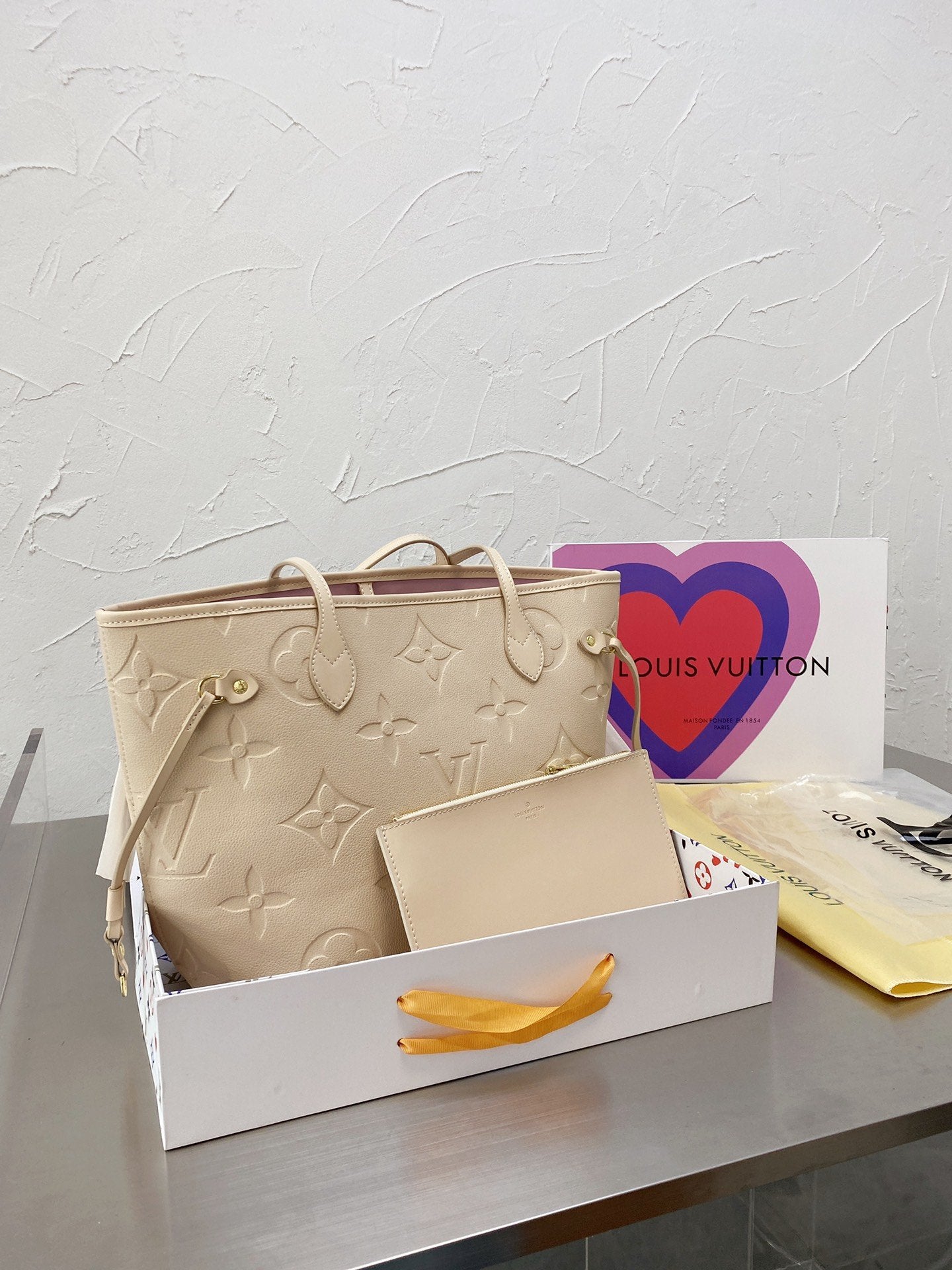 EN - New Arrival Bags LUV 076