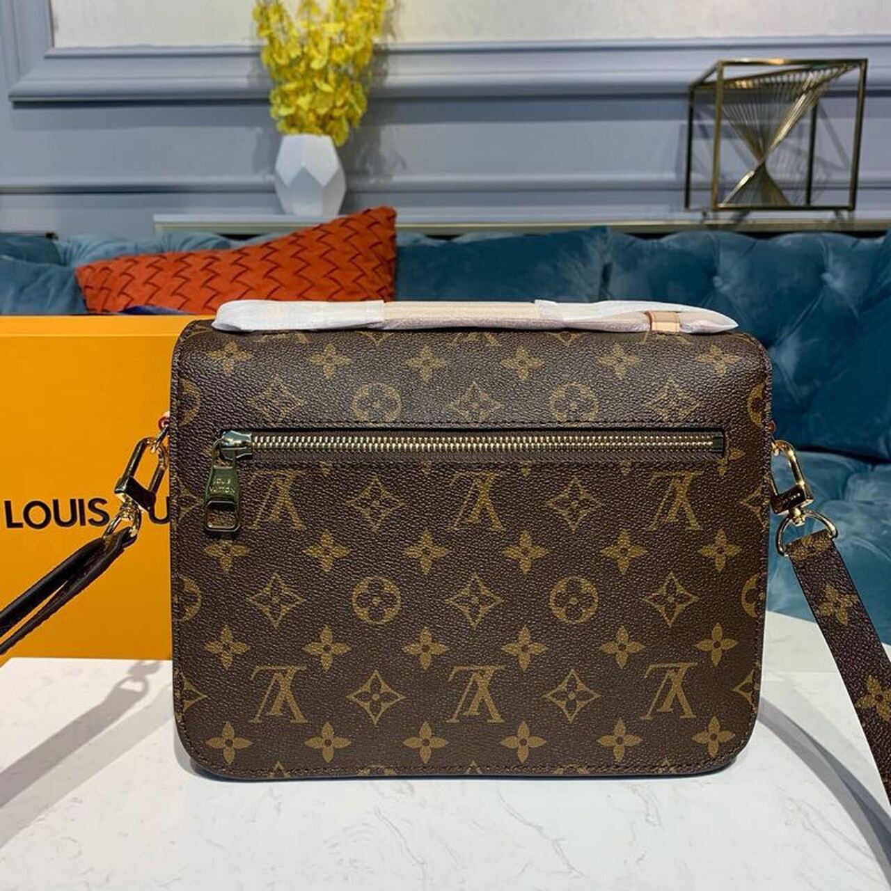LV Pochette Metis Bag Monogram Canvas For Women, WomenÃ¢â‚¬â„¢s Handbags, Shoulder And Crossbody Bags 9.8in/25cm LV M44875