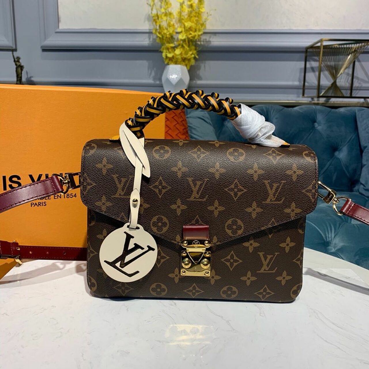 LV Pochette MÃƒÂ©tis Monogram Canvas For Women,  Shoulder Bags 9.7in/24cm LV M44668