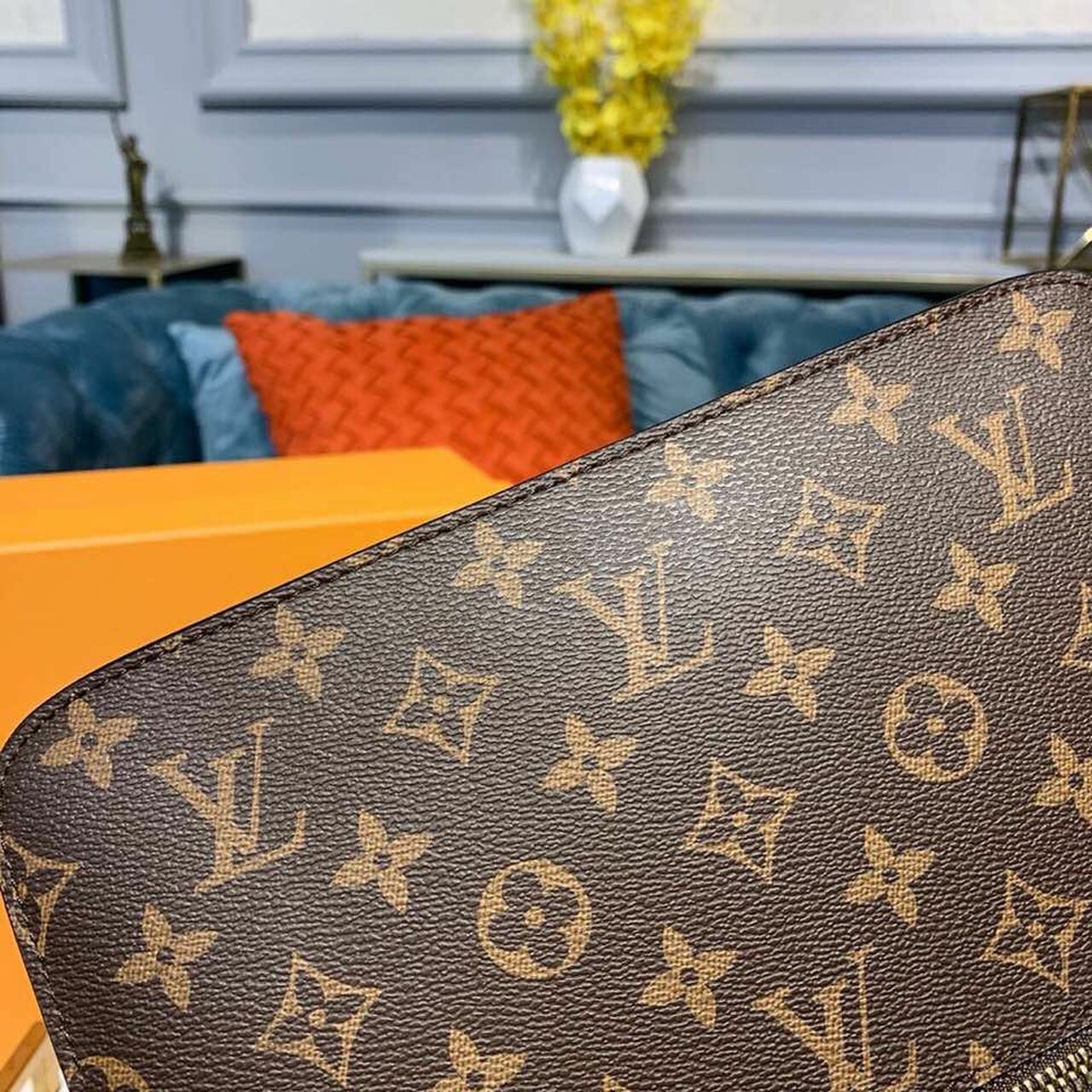 LV Pochette MÃƒÂ©tis Monogram Canvas For Women,  Shoulder Bags 9.7in/24cm LV M44668