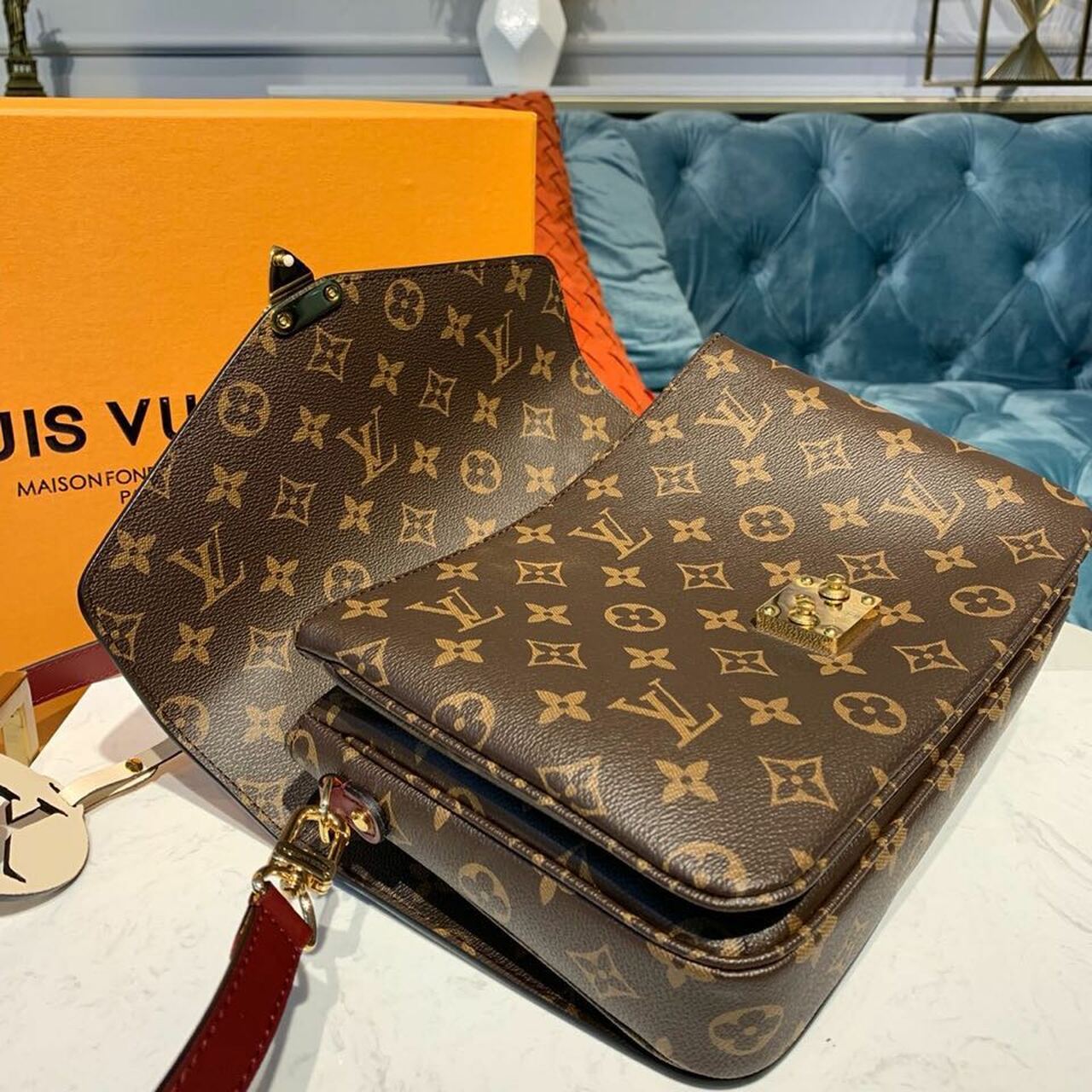 LV Pochette MÃƒÂ©tis Monogram Canvas For Women,  Shoulder Bags 9.7in/24cm LV M44668