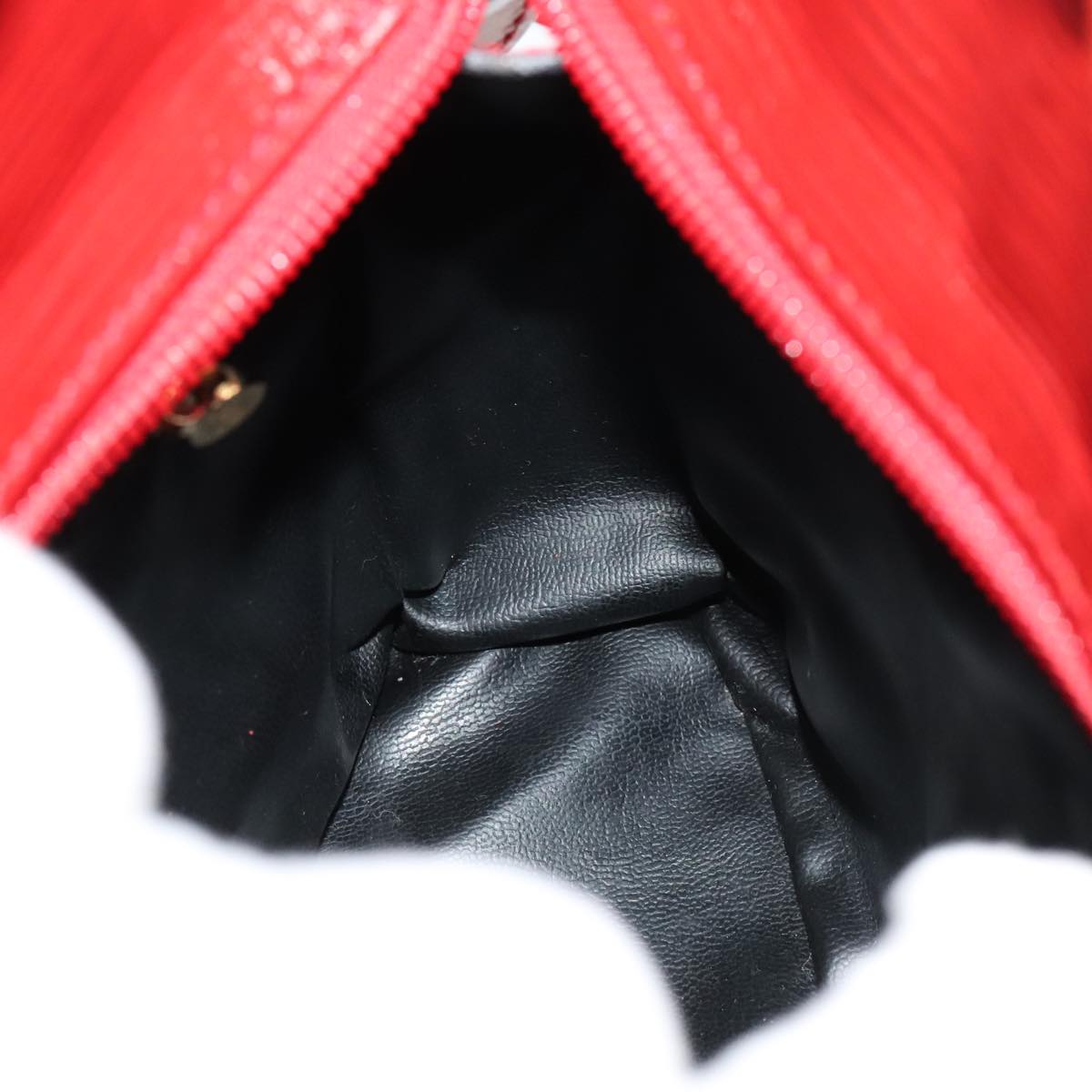 FENDI Shoulder Bag Leather Red Gold 110676