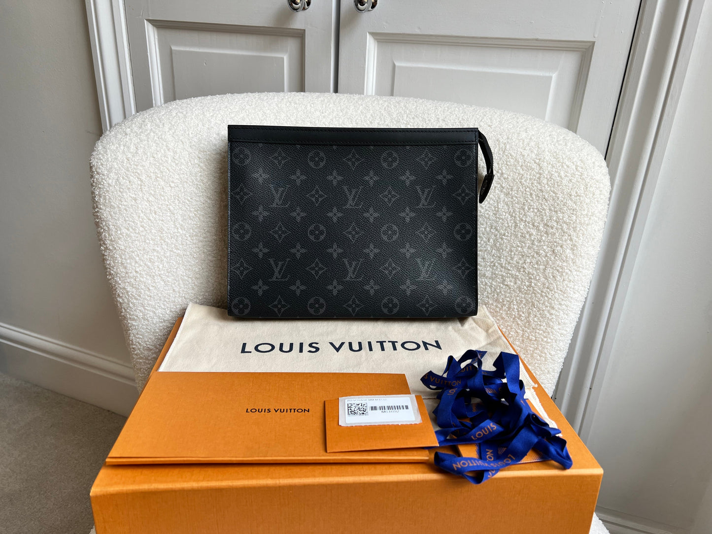 Louis Vuitton Pochette Voyage Monogram Eclipse (RRP £735)