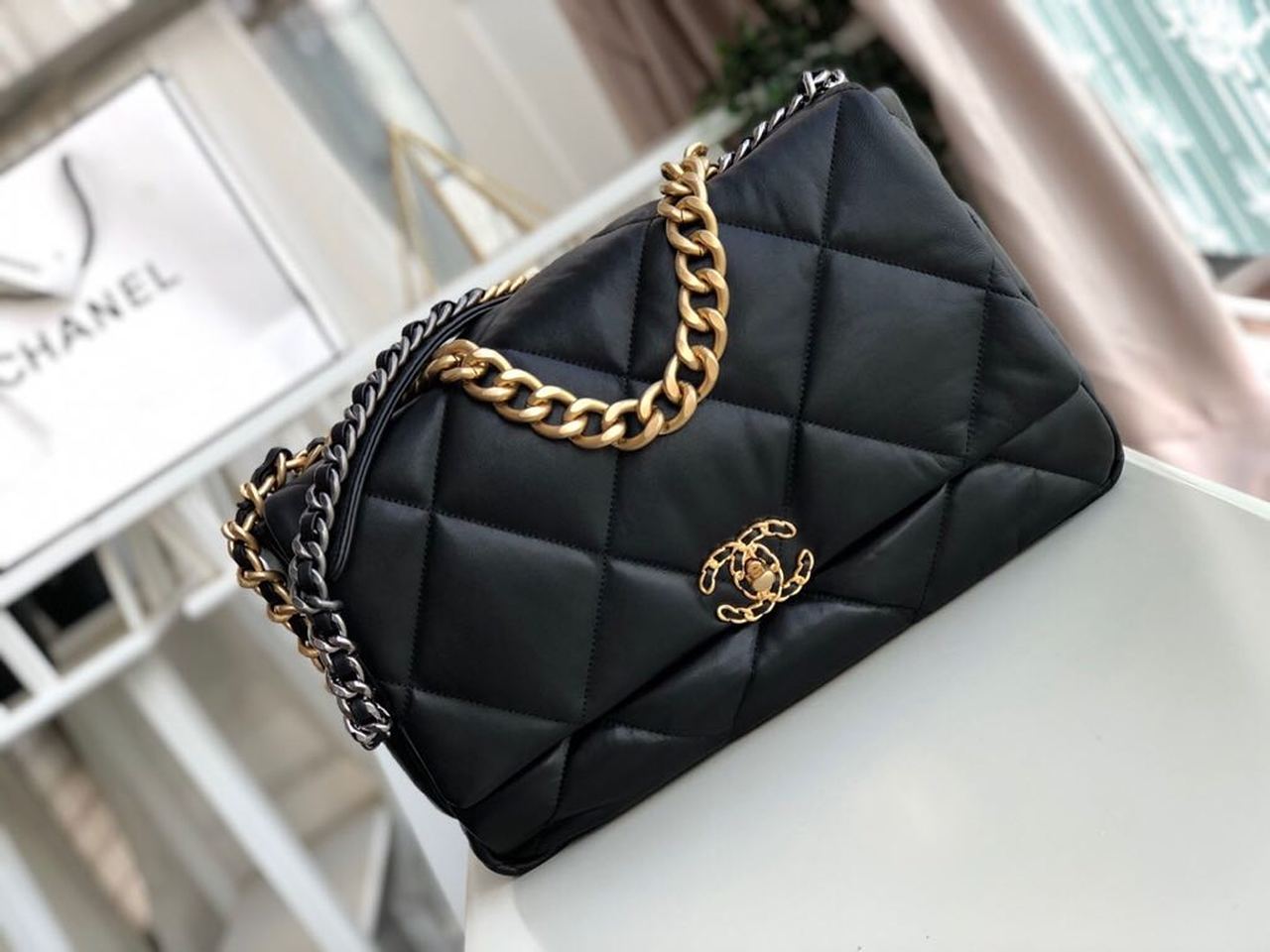 CHL 19 Maxi Handbag Black For Women Bags, Shoulder And Crossbody Bags 14in/36cm AS1162 B04852 94305
