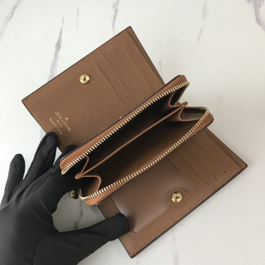 EN - New Arrival Wallet LUV 038