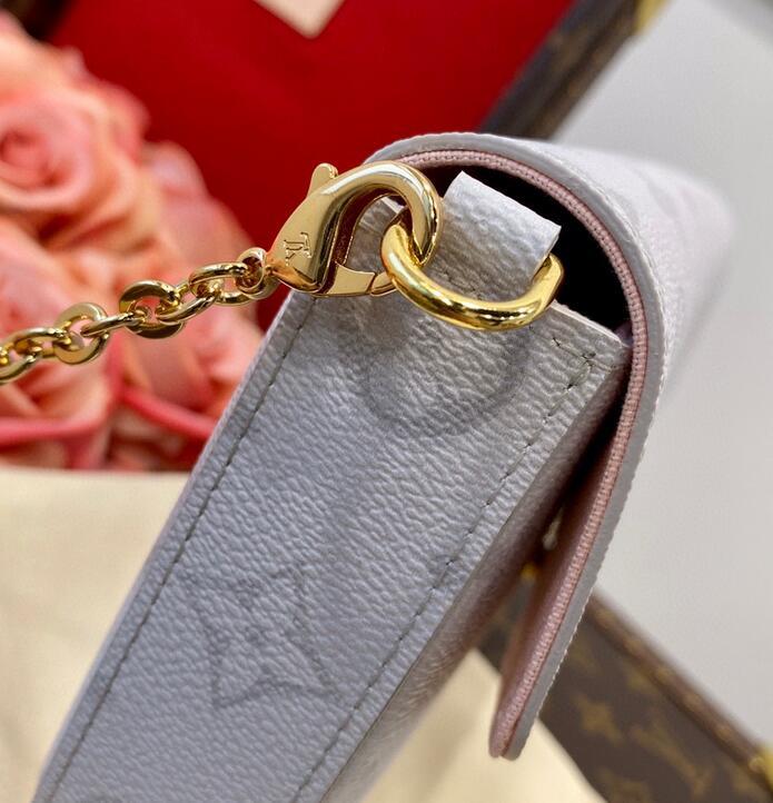 SAMC - LOV Bags - 2962
