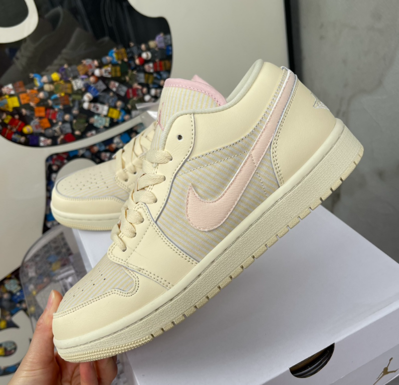 SAMC - NKE Shoes - 060